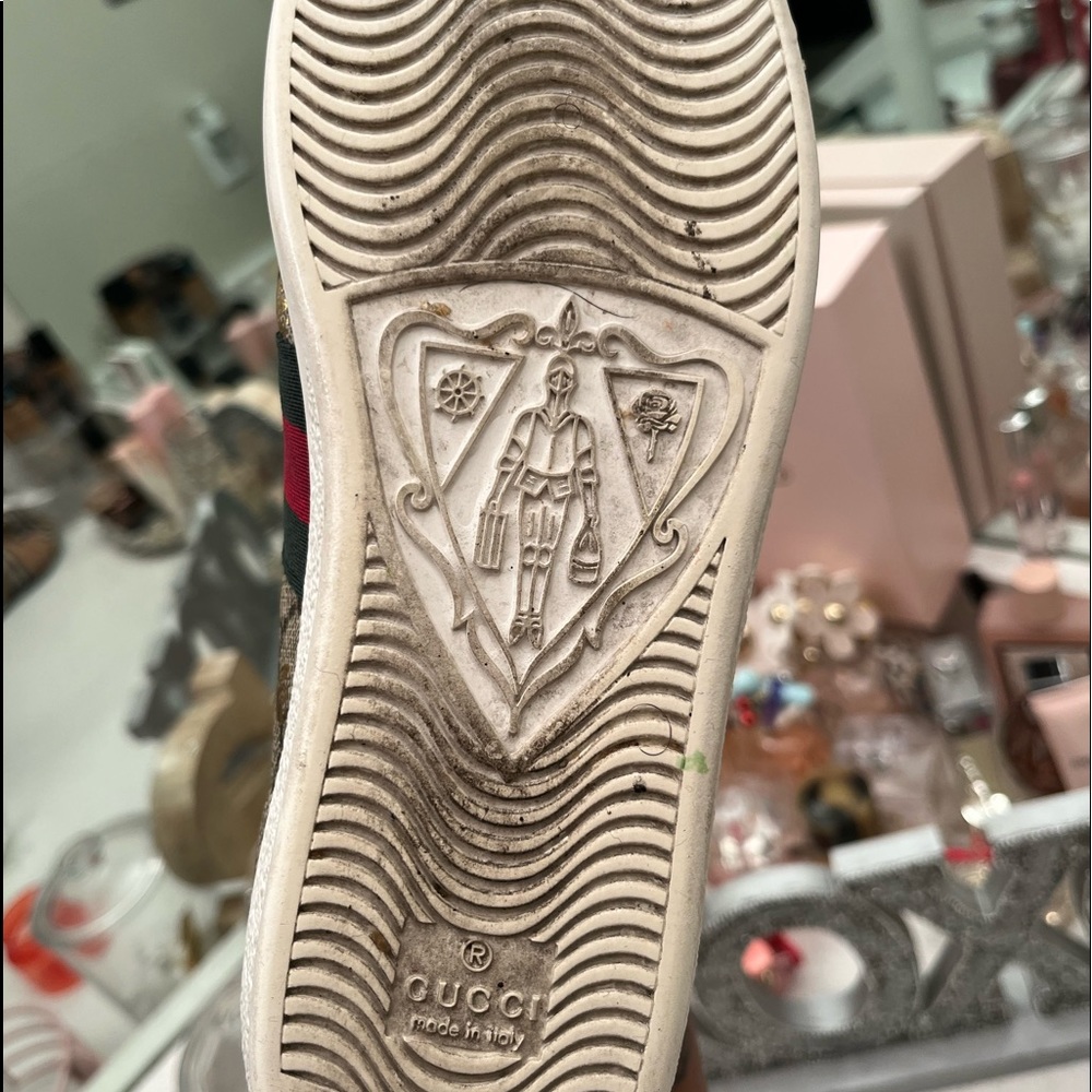 Gucci shoes